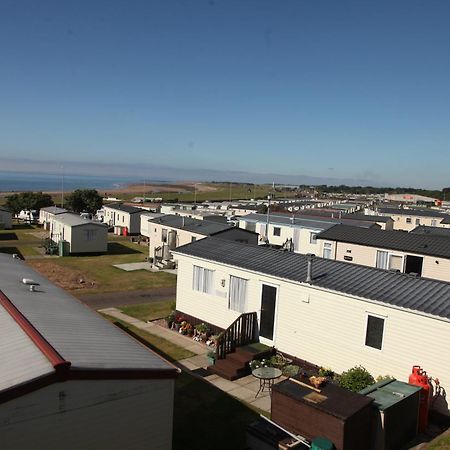 Red Lion Holiday Park Arbroath Exteriör bild