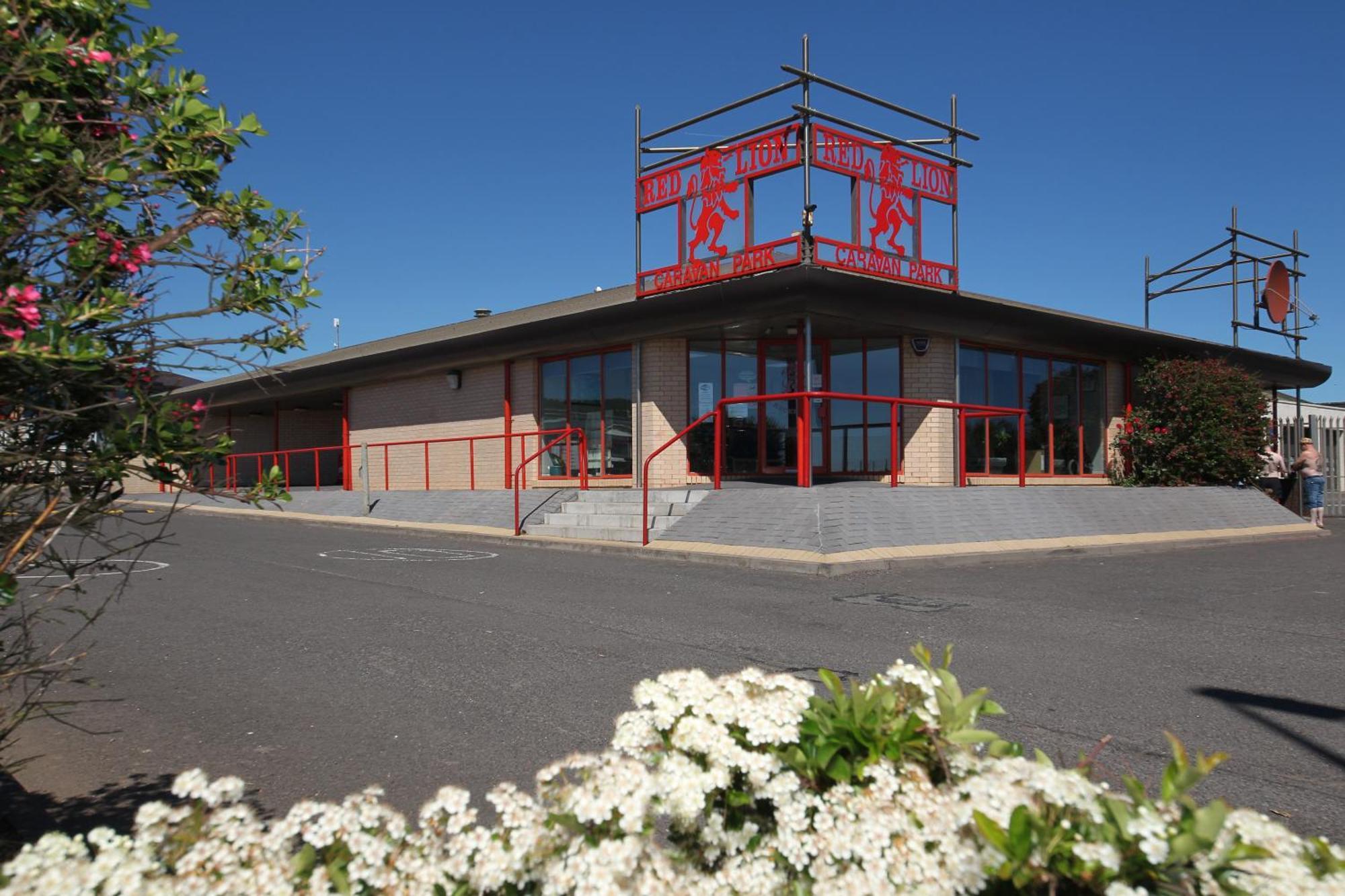 Red Lion Holiday Park Arbroath Exteriör bild